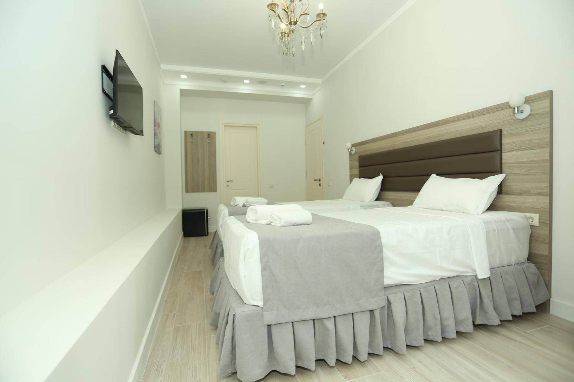 Royal Medis Hotel Batumi Exterior foto